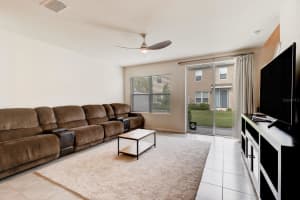 62 BELLA OAKS DRIVE, PORT ORANGE, FL 32129 Sold 01/16/25