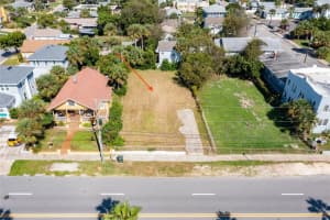 411 EARL STREET, DAYTONA BEACH, FL 32118 Sold 04/29/25
