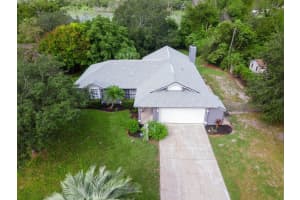 2704 COLLINGSWOOD DRIVE, DELTONA, FL 32738 Sold 03/21/25