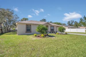 628 MOUNTAIN WAY AVENUE, DELTONA, FL 32738 Sold 12/04/24