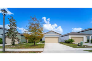 2245 LITCHFIELD LOOP, DELAND, FL 32720 Sold 05/08/25