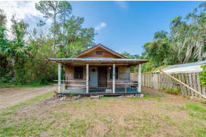 1972 PIONEER TRAIL, NEW SMYRNA BEACH, FL 32168 Sold 04/18/25