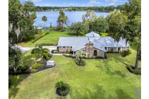 395 ORANGE STREET, DELAND, FL 32724 Sold 02/06/25