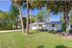 512 HOLLY STREET, SOUTH DAYTONA, FL 32119 Sold 12/31/24