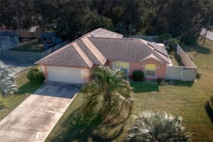 1077 DOYLE ROAD, DELTONA, FL 32725 Sold 03/28/25