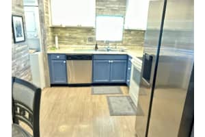 24519 PEARL STREET, ASTOR, FL 32102 Sold 09/30/25