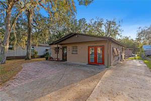 6 ROSALIE OAKS BOULEVARD, LAKE WALES, FL 33898 Sold 07/14/25