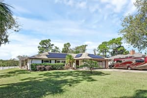 422 PINE MEADOW DRIVE, DEBARY, FL 32713 Sold 02/27/25