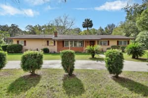 1563 GLENWOOD ROAD, DELAND, FL 32720 Sold 01/13/25