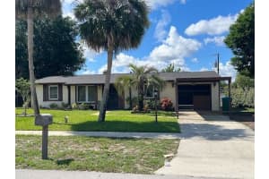 2907 KEESLER STREET, DELTONA, FL 32738 Sold 04/08/25