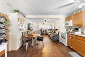 1010 NEW YORK AVENUE, ORANGE CITY, FL 32763 Sold 03/10/25