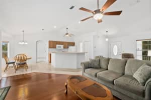 274 SUNRISE BOULEVARD, DEBARY, FL 32713 Sold 02/19/25