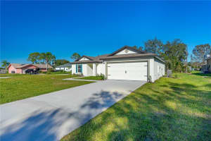 1766 MAYHILL STREET, DELTONA, FL 32738 Sold 01/10/25