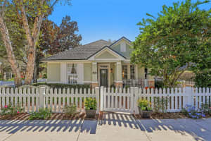 201 CHANCERY LANE, DELAND, FL 32724 Sold 01/31/25