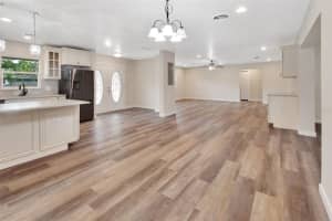 900 CRESCENT PARKWAY, DELAND, FL 32724 Sold 05/22/25