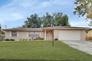 955 9TH STREET, DELTONA, FL 32725 Sold 01/28/25