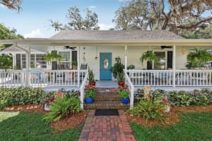 330 COLLEGE COURT, DELAND, FL 32720 Sold 01/29/25