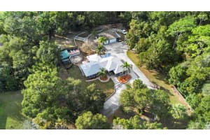 597 LANSDOWNE AVENUE, ORANGE CITY, FL 32763 Sold 02/03/25
