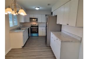 525 ROBERTS STREET, ORANGE CITY, FL 32763 Sold 08/28/25