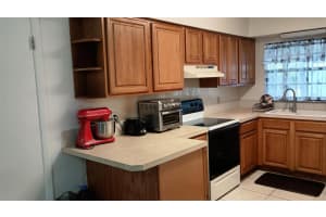 690 SPARKMAN AVENUE, ORANGE CITY, FL 32763 Sold 02/18/25