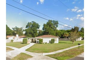 203 DEXTER AVENUE, DELAND, FL 32720 Sold 03/24/25