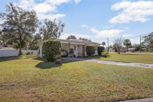 203 DEXTER AVENUE, DELAND, FL 32720 Sold 03/24/25