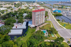 404 BEACH STREET, DAYTONA BEACH, FL 32114 - MLS#MFRV4940181