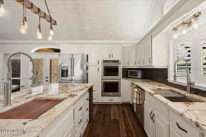 4 LAKE VISTA WAY, ORMOND BEACH, FL 32174 Sold 04/30/25