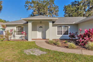 1715 QUEEN PALM DRIVE, EDGEWATER, FL 32132 Sold 04/10/25