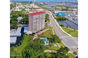 404 BEACH STREET, DAYTONA BEACH, FL 32114 Sold 02/25/25
