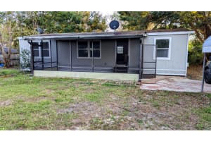 372 Oak Dr, DELAND