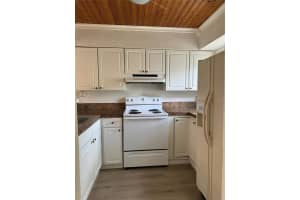 334 Scottsdale Sq #334, WINTER PARK