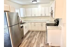 237 ADELLE AVENUE, DELAND, FL 32720 Sold 02/28/25