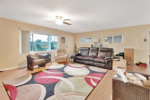 307 RIDGEWOOD AVENUE, DELAND, FL 32720 Sold 03/28/25