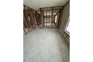284 ORANGE CAMP ROAD, DELAND, FL 32724 Sold 04/18/25