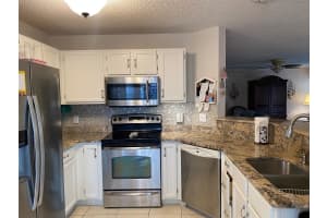 955 NORTHERN DANCER WAY, CASSELBERRY, FL 32707 Sold 03/28/25