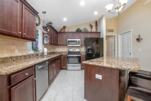 1660 TRINIDAD STREET, DELAND, FL 32720 Sold 03/20/25