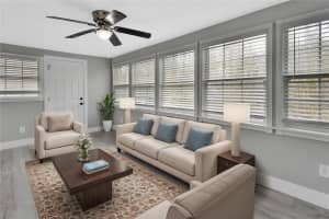 387 PARADISE DRIVE, DELAND, FL 32720 Sold 04/01/25