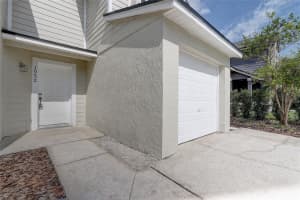 1952 FRENZEL DRIVE, APOPKA, FL 32703 Sold 04/22/25