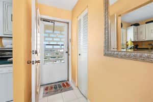2711 HALIFAX AVENUE, DAYTONA BEACH, FL 32118 - MLS#MFRV4940969