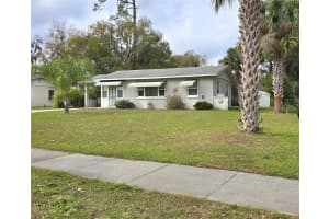 325 CARPENTER AVENUE, ORANGE CITY, FL 32763 Sold 03/24/25