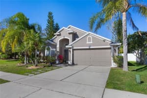569 HARDWOOD CIRCLE, ORLANDO, FL 32828 Sold 03/14/25