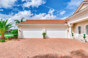 2916 W VENETIAN LAKE CIR, NEW SMYRNA BEACH, FL 32168 Sold 04/07/25