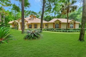 1875 GLENWOOD OAKS LANE, DELAND, FL 32720 Sold 08/11/25