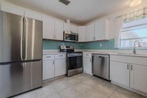 1504 MANOR DRIVE, DAYTONA BEACH, FL 32114 Sold 04/02/25