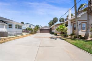 409 GRANDVIEW AVENUE, DAYTONA BEACH, FL 32118 Sold 03/28/25
