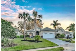 411 FOXHILL DRIVE, DEBARY, FL 32713 Sold 04/21/25