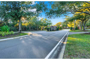 411 FOXHILL DRIVE, DEBARY, FL 32713 Sold 04/21/25
