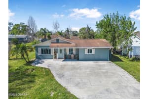 2216 Umbrella Tree Dr, EDGEWATER