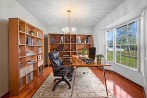 951 LOVINGTON DRIVE, DELTONA, FL 32738 Sold 05/01/25